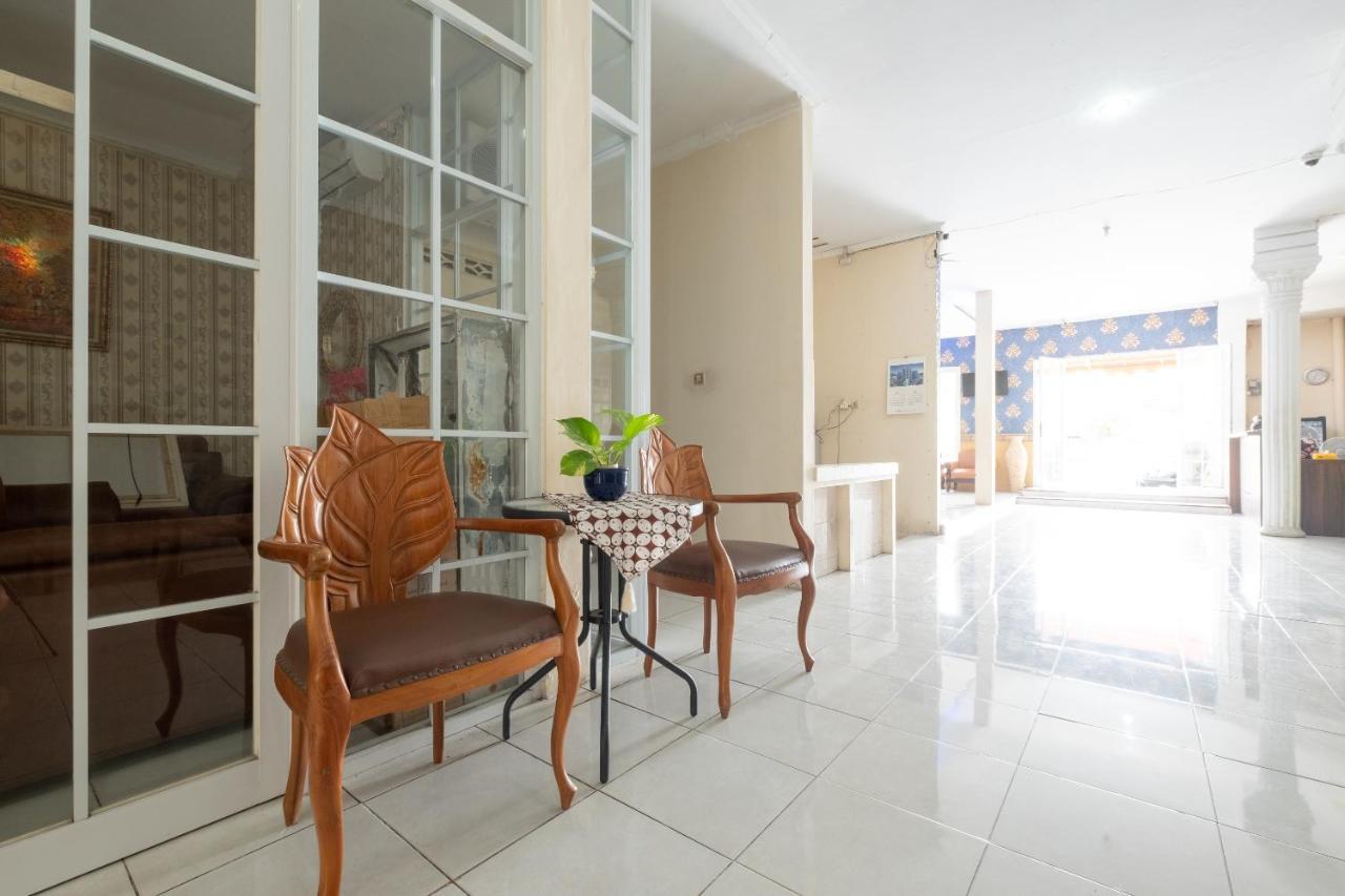 Spot On 2419 Rumah Nugraha Hotel Syariah Yogyakarta Exterior photo