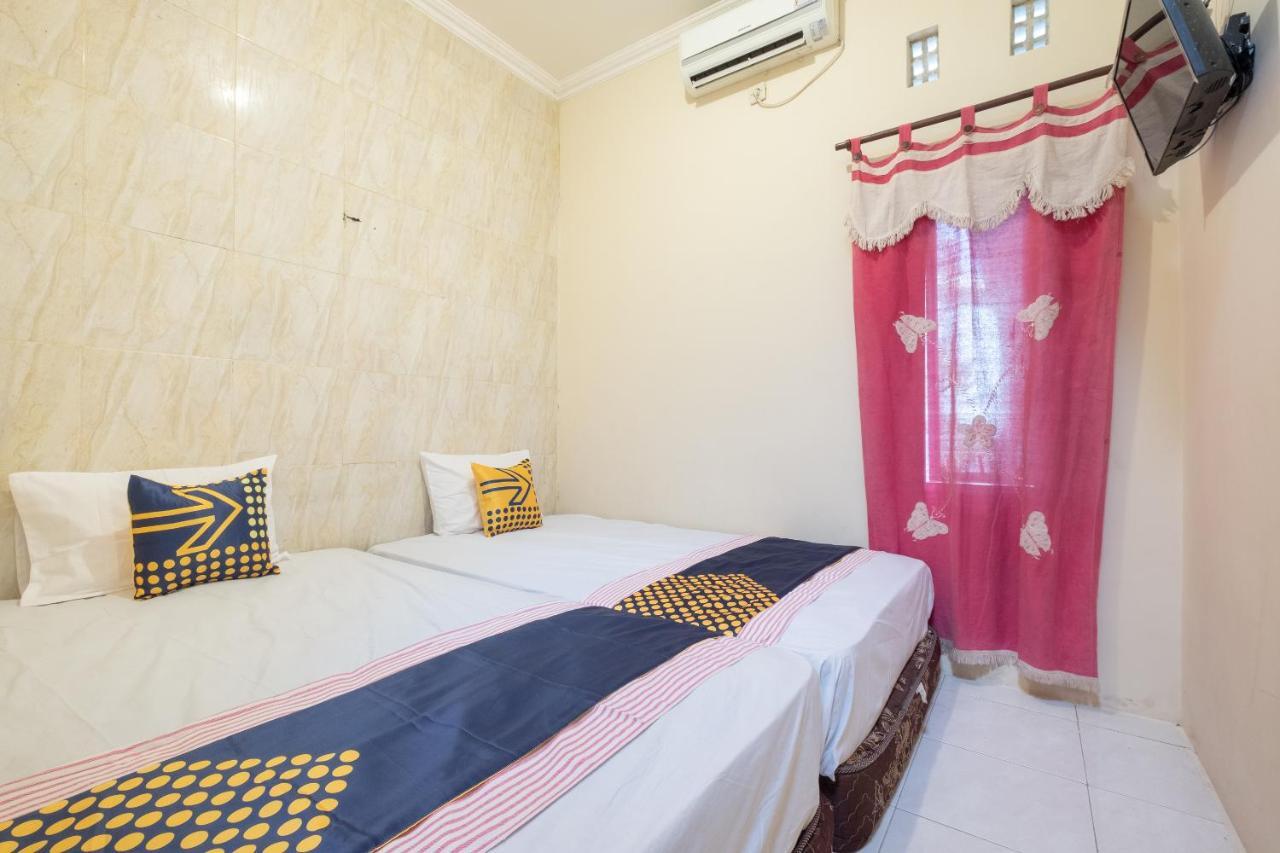 Spot On 2419 Rumah Nugraha Hotel Syariah Yogyakarta Exterior photo